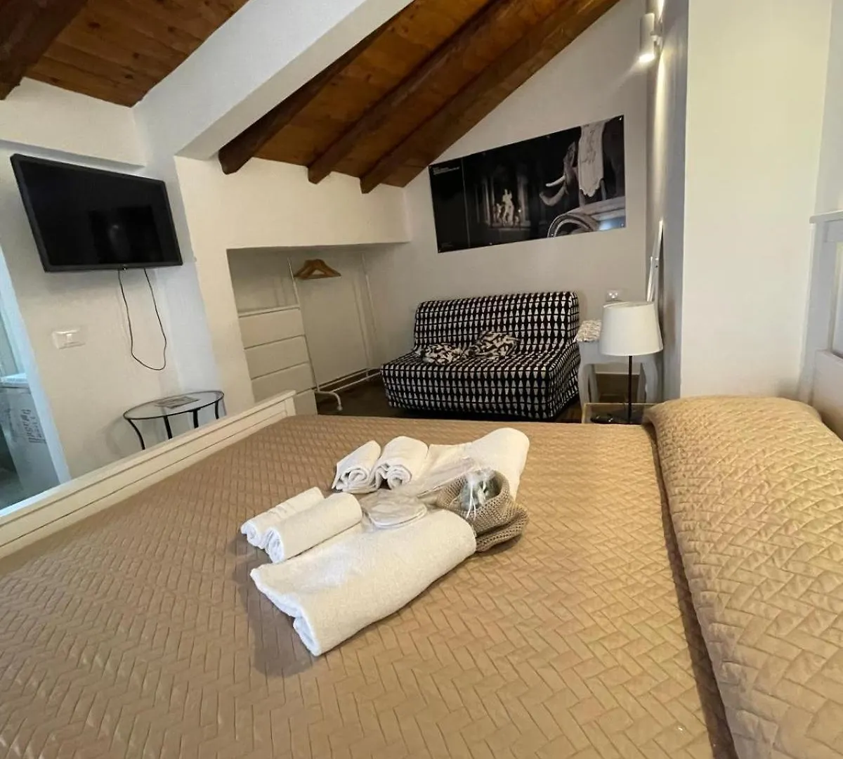 Guest house Katane Room'S Catania Italy